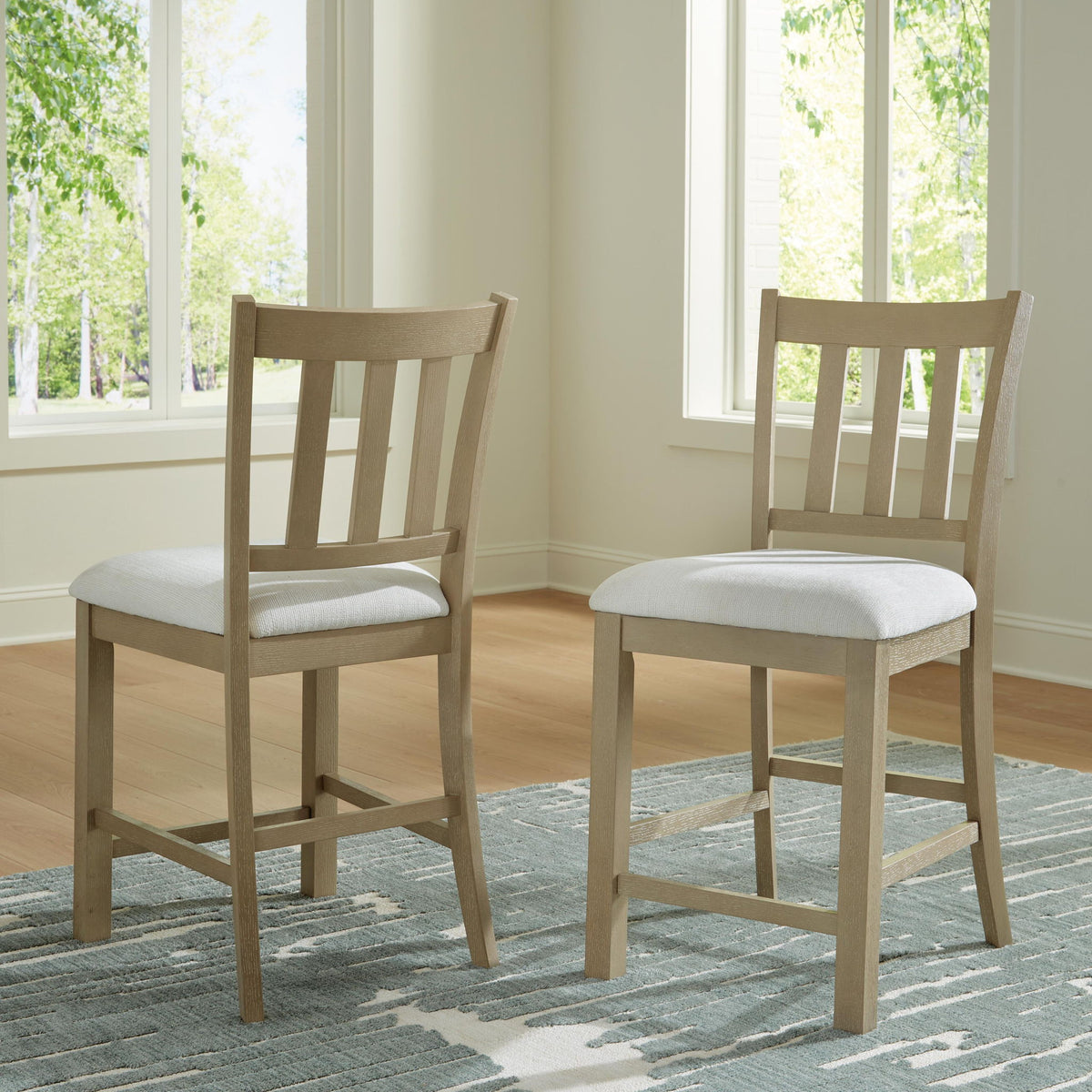 Calmoro - Upholstered Barstool (Set of 2) - Off White / Gray