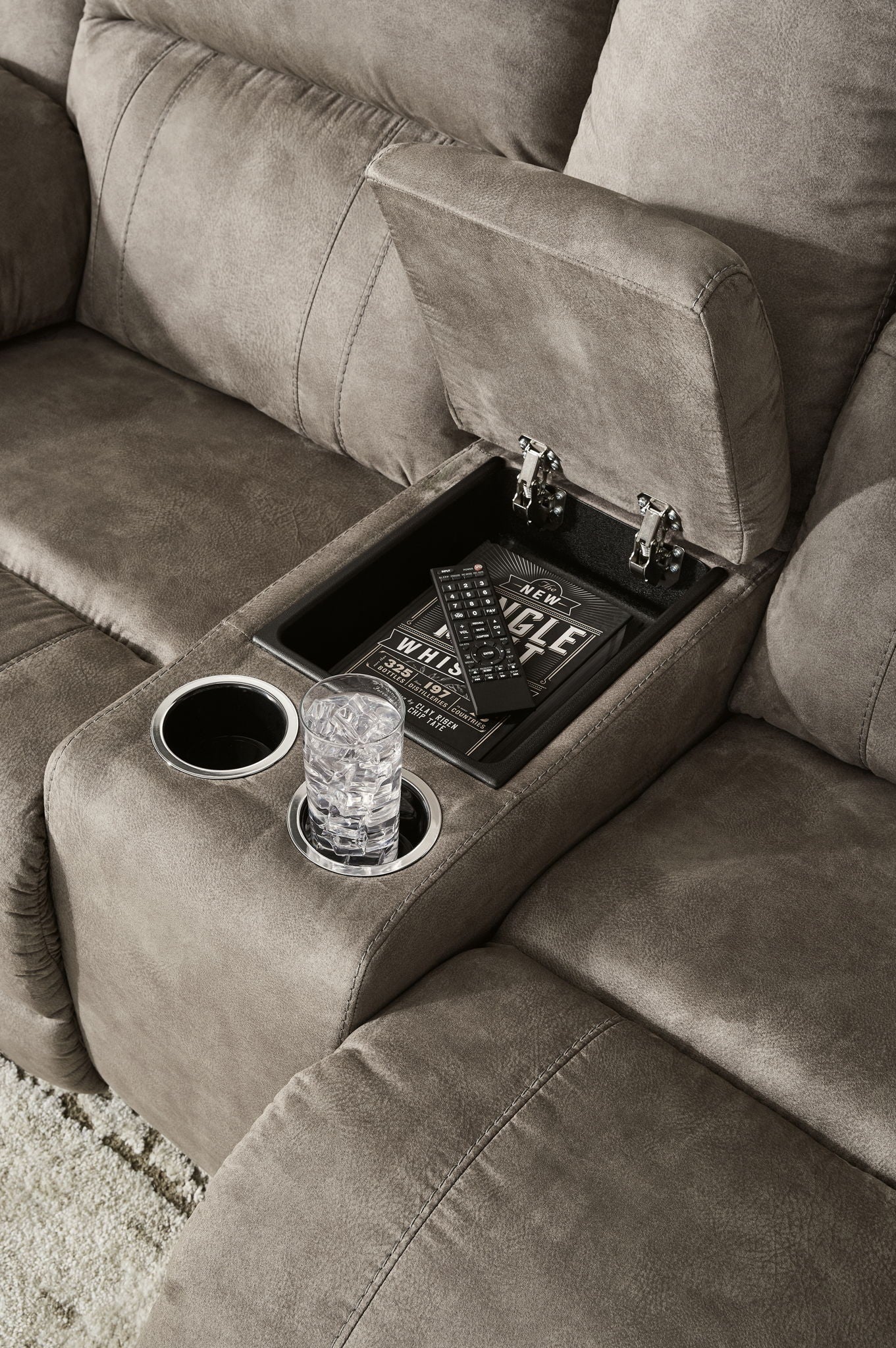 Laresview - Dbl Reclining Loveseat with Console - Fossil