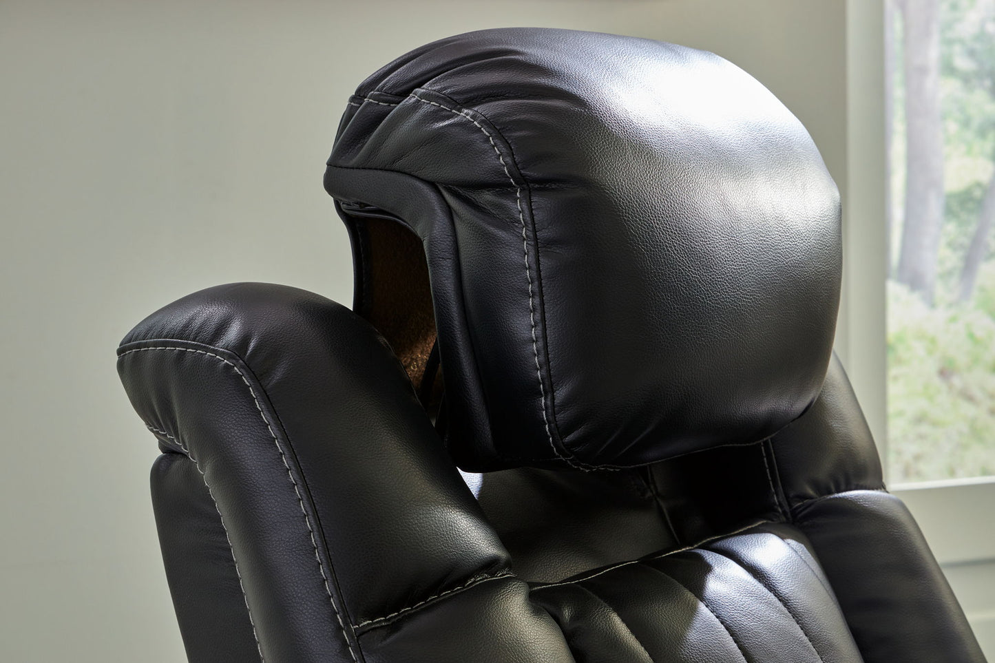 Caveman Den - Power Reclining Sofa With Adj Headrest - Midnight